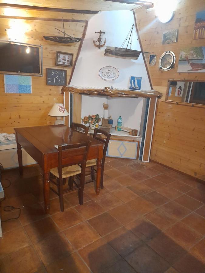 פאלאו La Casetta Del Pescatore מראה חיצוני תמונה
